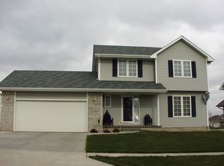 513 Maono Loop, Honolulu, HI 96821