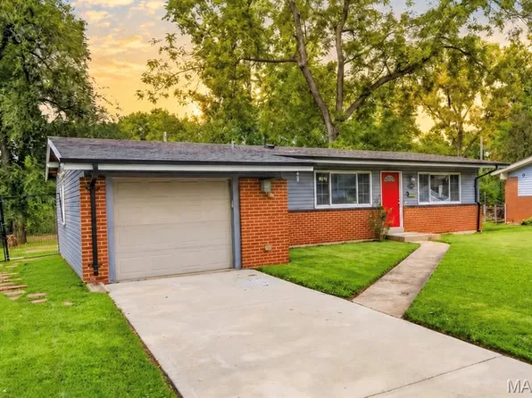 2565 Narraganset Dr, Florissant, MO 63033