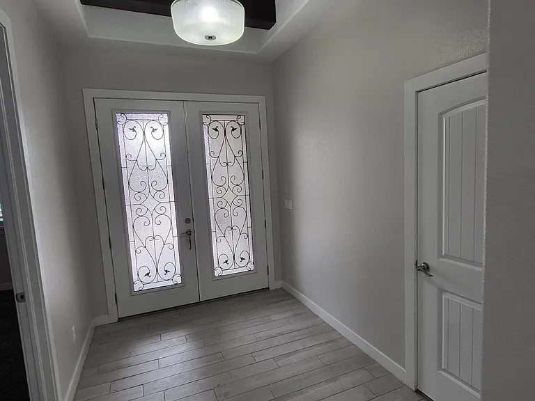 13604 Hazlewood St — Photo 11