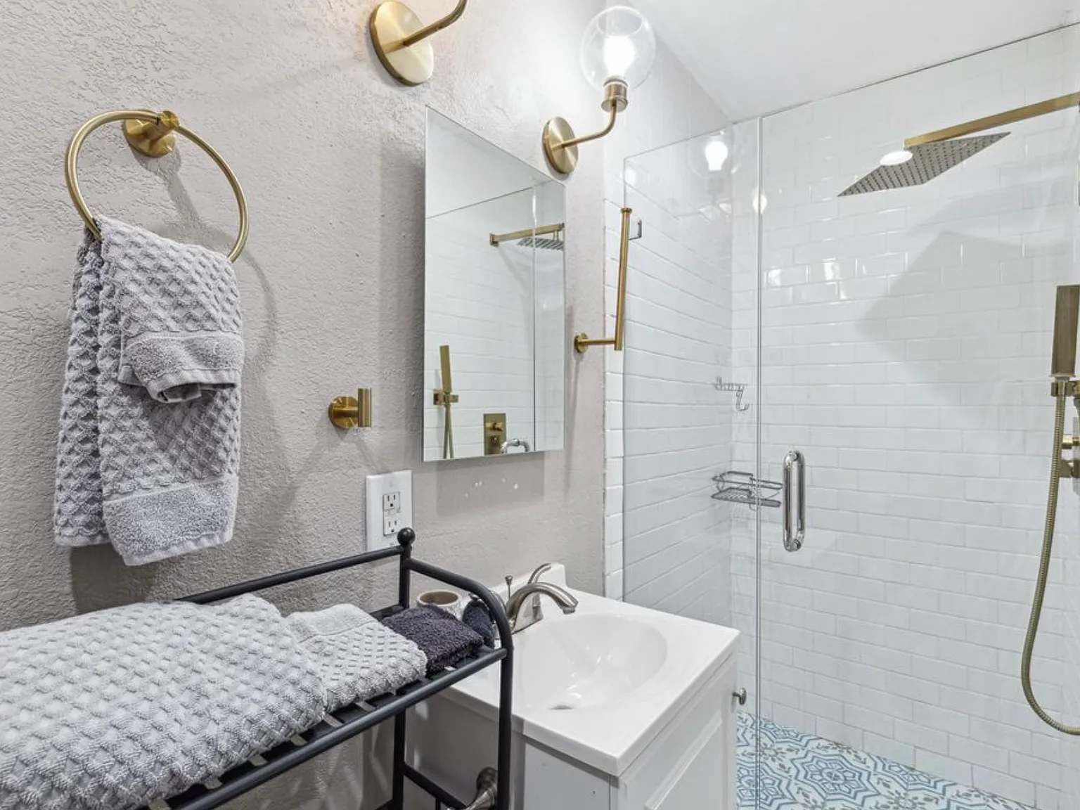 1 bed, $2,500 — Photo 4