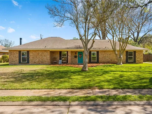 403 Ridgewood Blvd, Alexandria, LA 71303