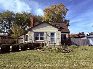 3200 N Main St, Racine, WI 53402