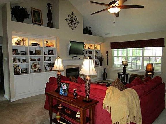 Spacious Great Room