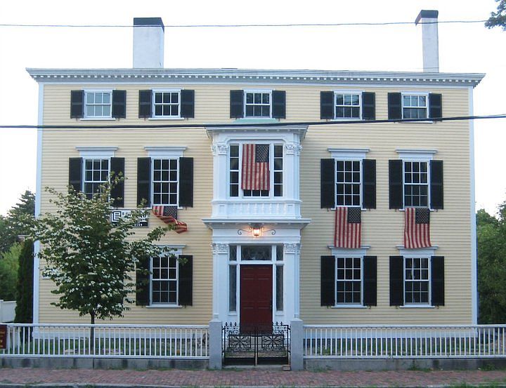 1st image of 182 High St