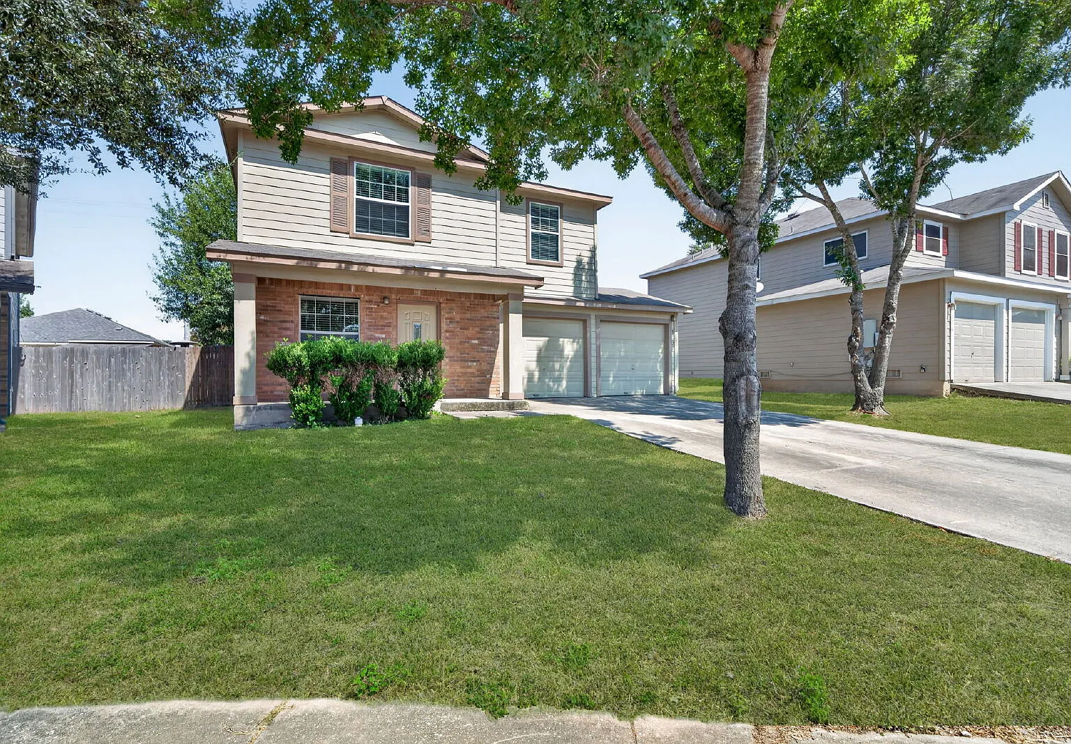 3 bed, 2.5 bath, 1513 sqft, $1,795 — Photo 3