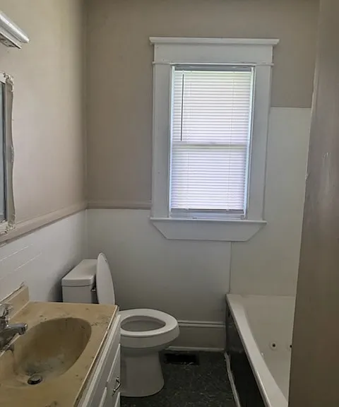 805 S Franklin St — Photo 5