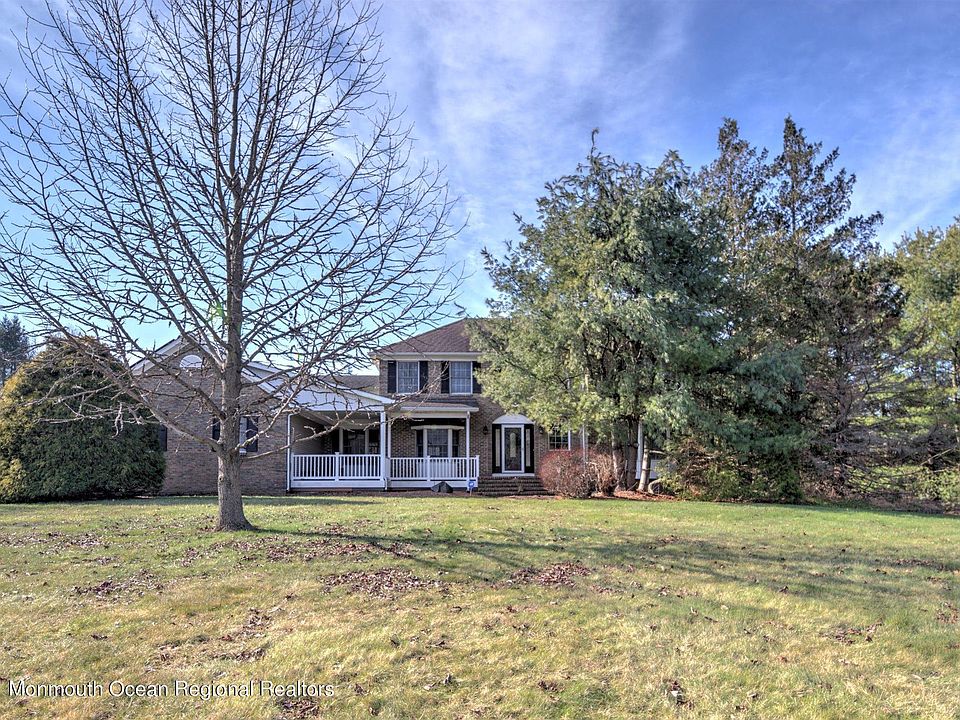 1st image of 1 Fern Dr