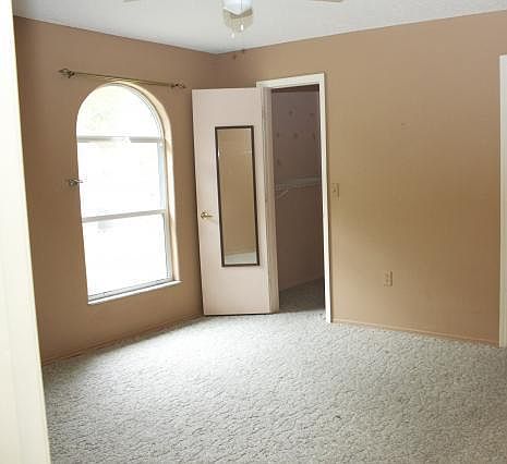 4th image of 1725 Horizon Way