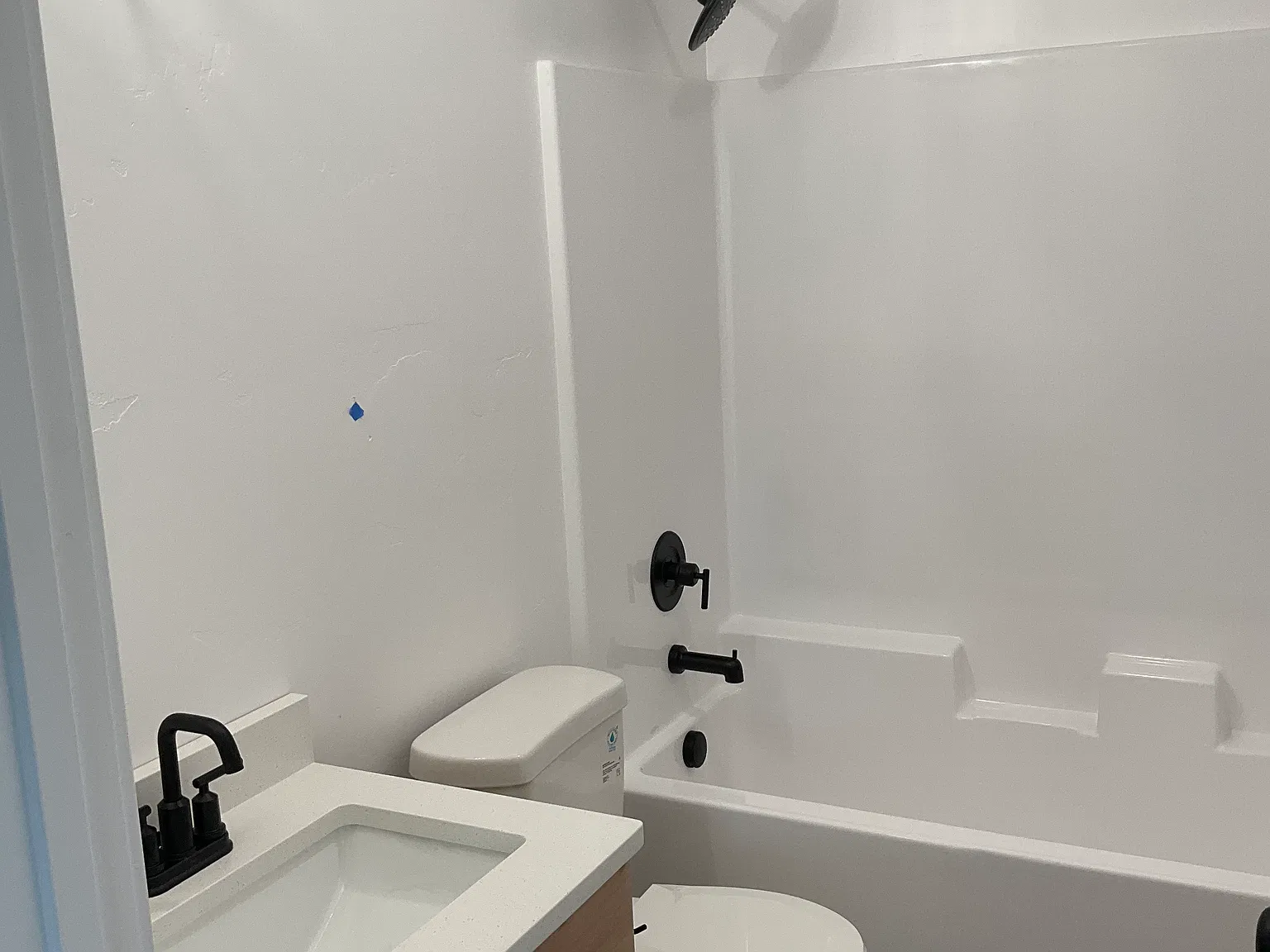 3 bed, $1,895 — Photo 2