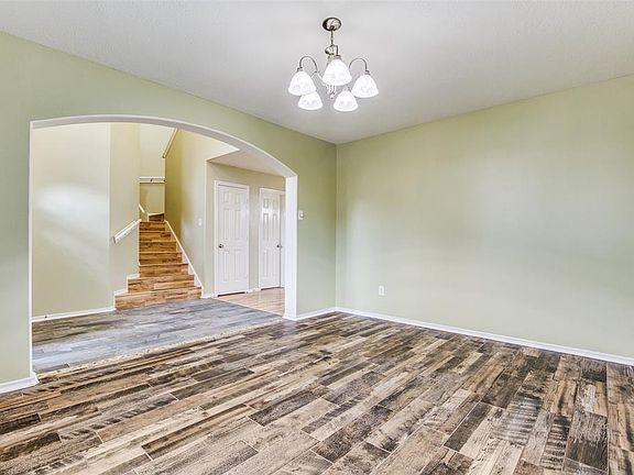 5th image of 5010 Lockhart Dr