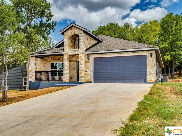 186 Lamaloa Ln, Bastrop, TX 78602