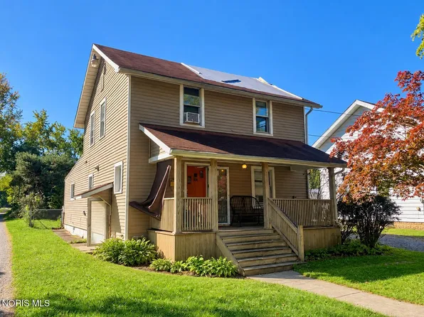 321 W Ashton Ave, Lima, OH 45801