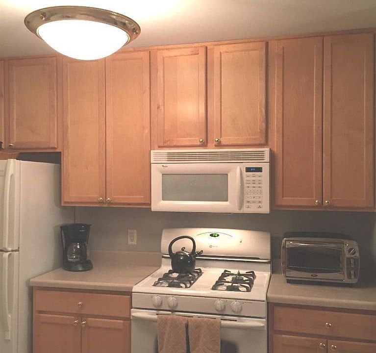 1st image of 9841 Wildwood Ct Unit 1-D