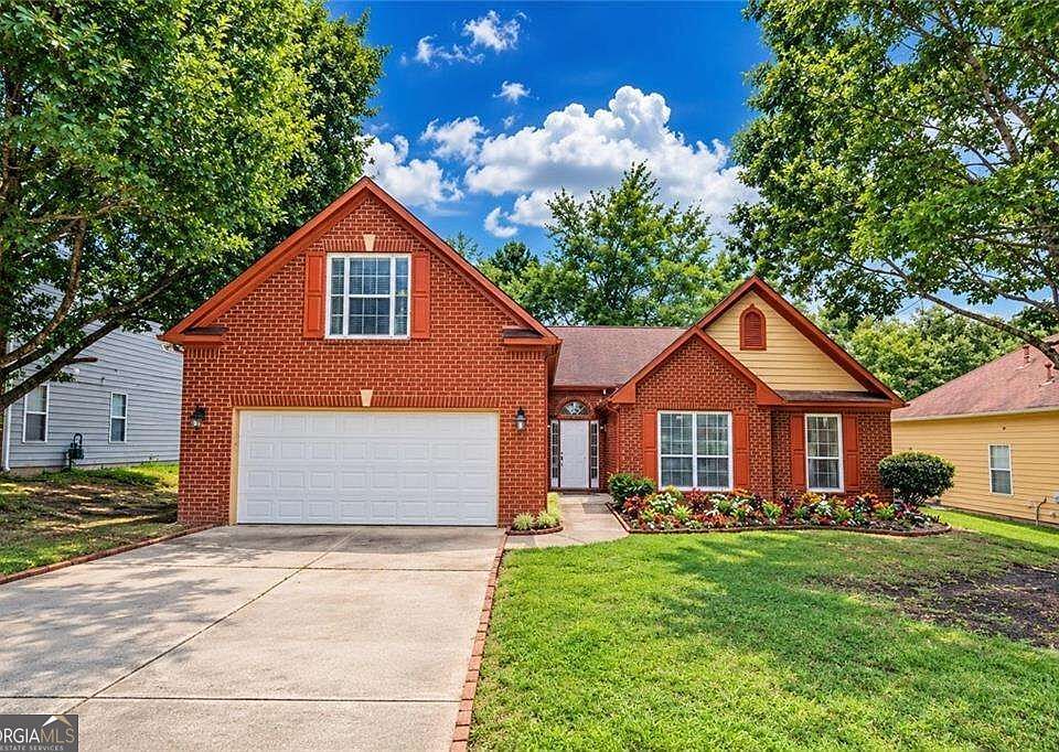 1st image of 715 New Magnolia Ct