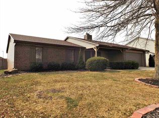 918 Easton Trl, Fort Wayne, IN 46825