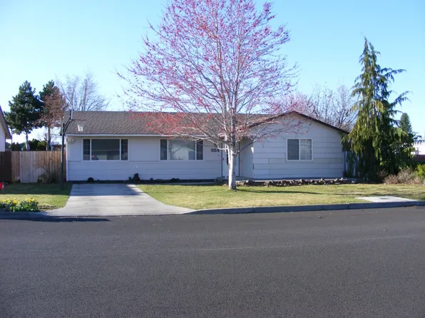 384 4th Ave SE, Ephrata, WA 98823