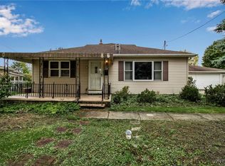 763 Sherwood Ct, Depew, NY 14043