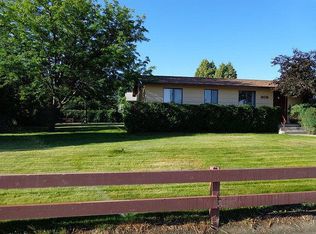 808 E 5th St, Powell, WY 82435