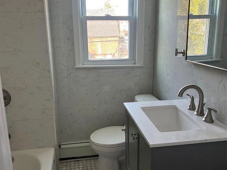 1016 Oaks Dr — Photo 15