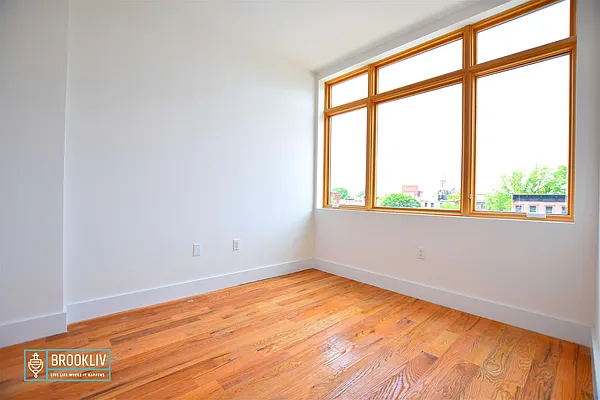 Rented by null | media 10