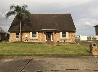 3537 Lake Lynn Dr, Gretna, LA 70056