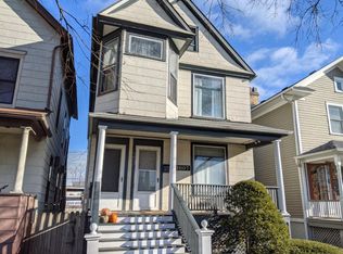 1007 Sherman Ave #1, Evanston, IL 60202
