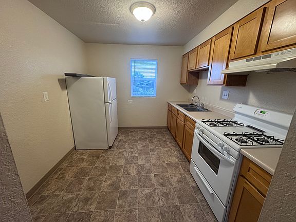 5th image of 2159 Dartmouth Dr #A