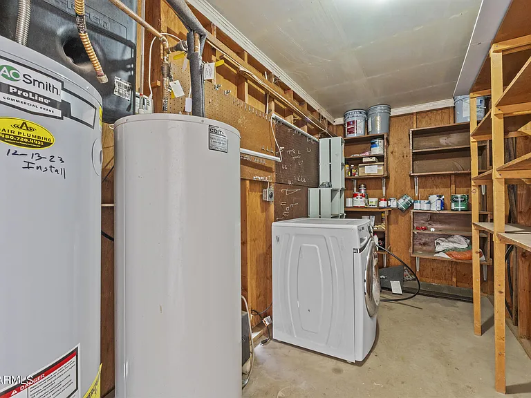 1229 E Manhatton Dr — Photo 22
