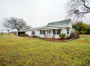 610 Boyce Rd, Waxahachie, TX 75165