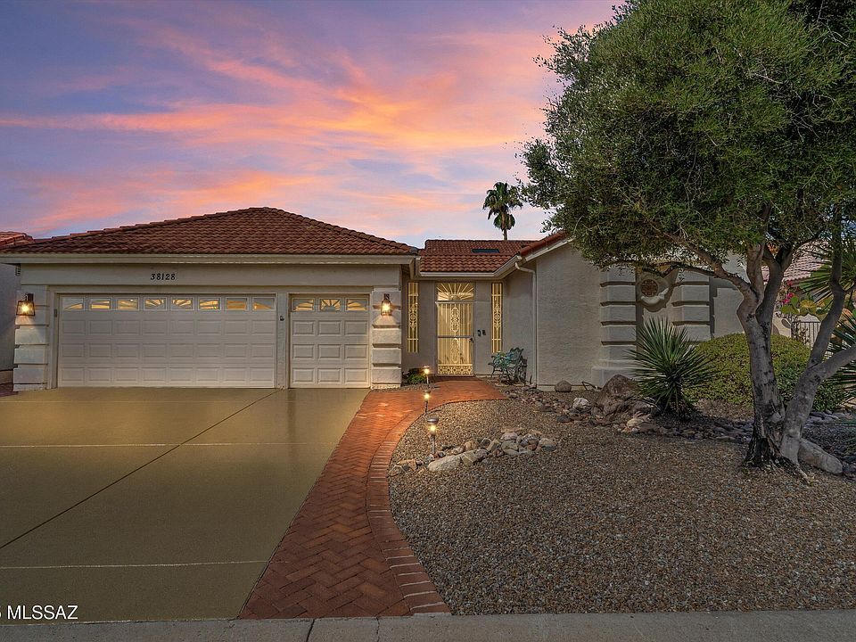 1st image of 38128 S Silverwood Dr