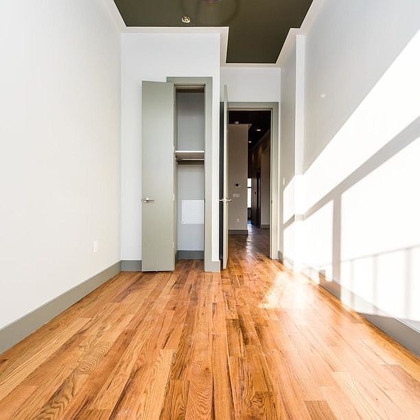 2nd image of 204 Irving Ave APT 3R