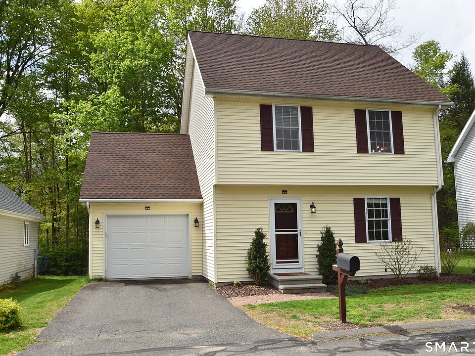 1st image of 6 Spoonwood Drive #6