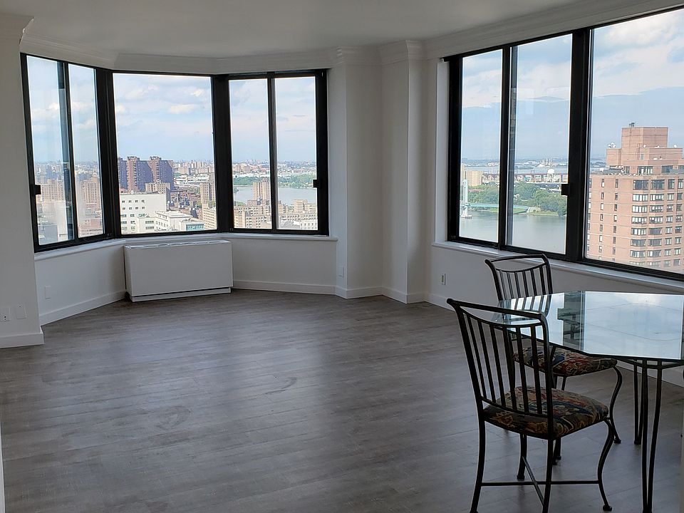 1st image of 300 E 93rd St APT 32D