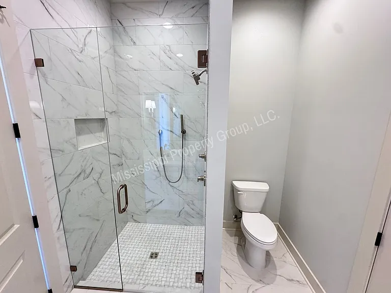 3423 Southern Way — Photo 9