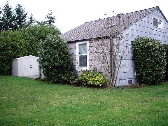 2nd image of 15903 1st Ave NW