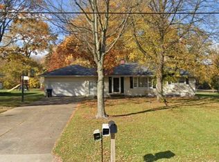 1246 Blueberry Hill Dr #1, Brunswick, OH 44212