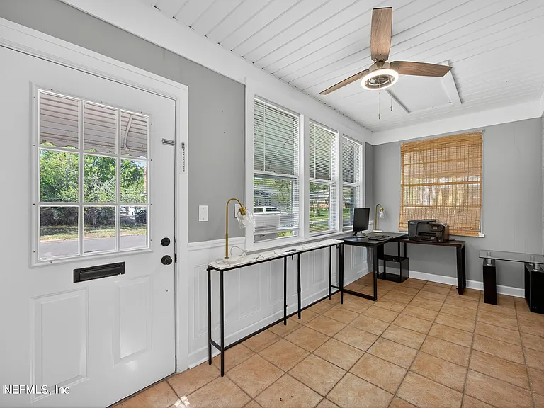 4660 French St — Photo 24