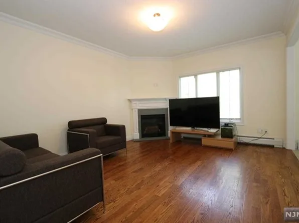 1513 13th Street image 17 of 26