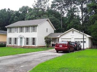 501 Fond Du Lac Dr, Stone Mountain, GA 30088