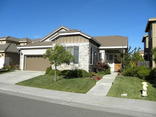 1st image of 302 Millrace Ct