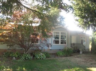 25877 S Rhoten Rd, Aurora, OR 97002