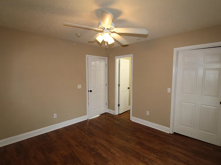 1479 Crossway Cottages Ln #B — Photo 8