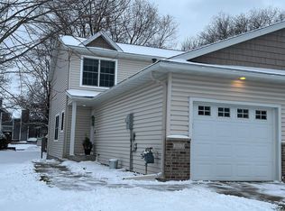 3033 Venice Ln NW, Rochester, MN 55901