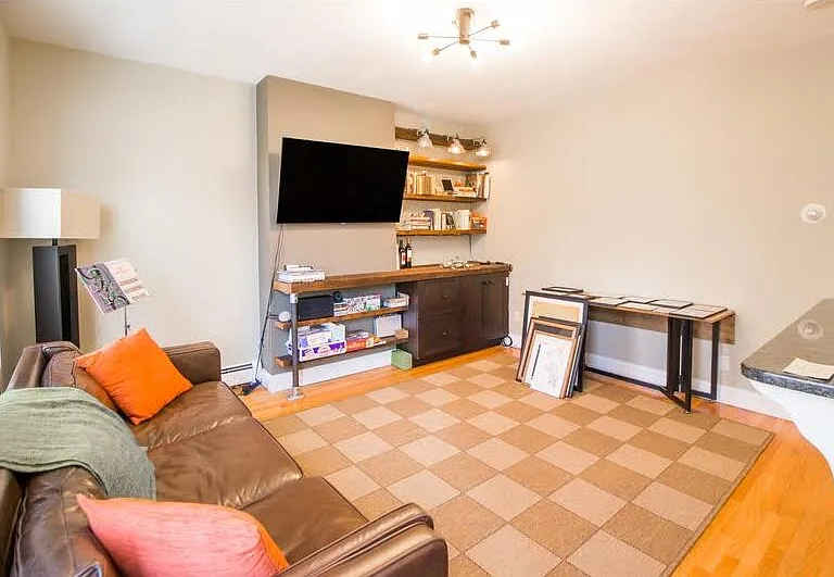 111 Heath St #2 — Photo 3