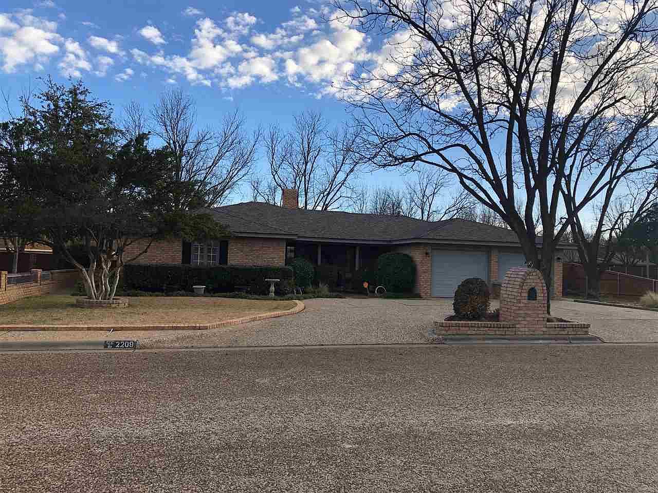 2209 S 2nd Pl, Lamesa, TX 79331 Zillow