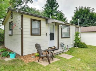 201 Gasoline Aly, Houghton Lake, MI