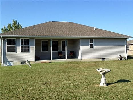 2nd image of 131 W Hardin Dr