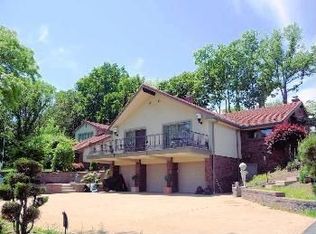 330 Hays Rd, Pittsburgh, PA 15241