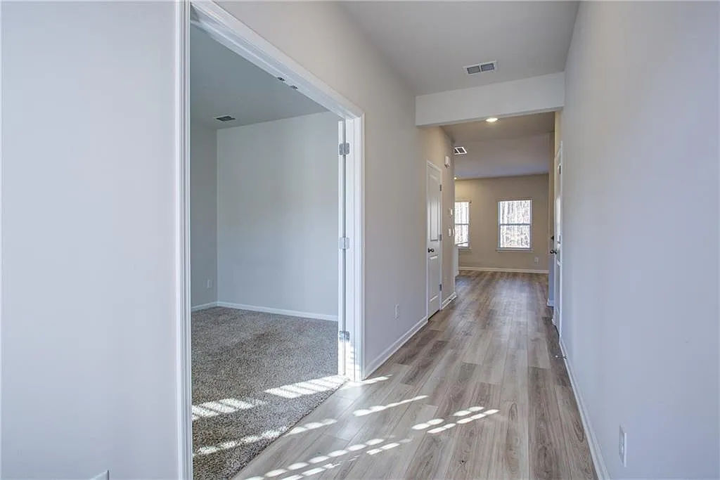 61 Longleaf St — Photo 3