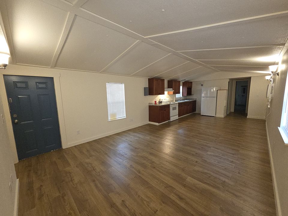 Living room, kitchen area